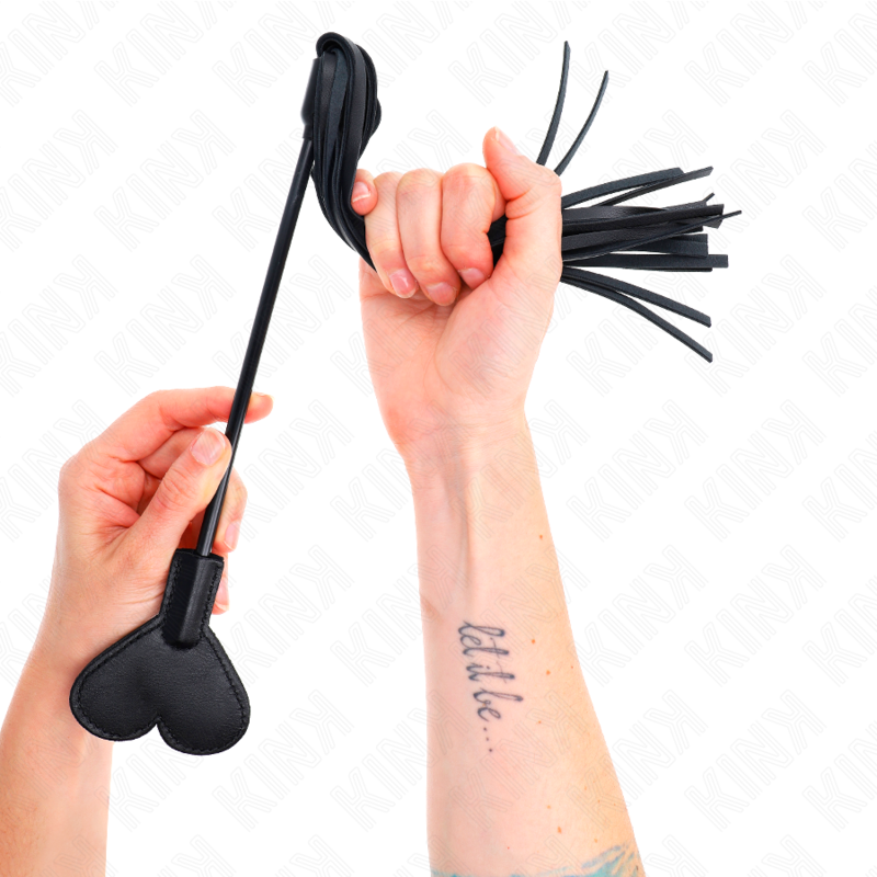 Μαστίγιο KINK - Range με μαντήλι σε σχήμα καρδιάς 35 cm